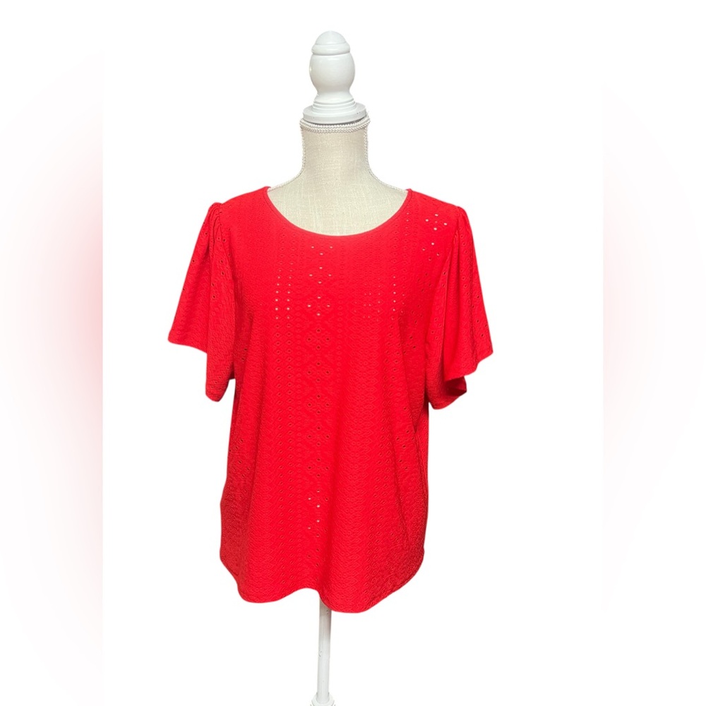 W5 red short‎ sleeve top